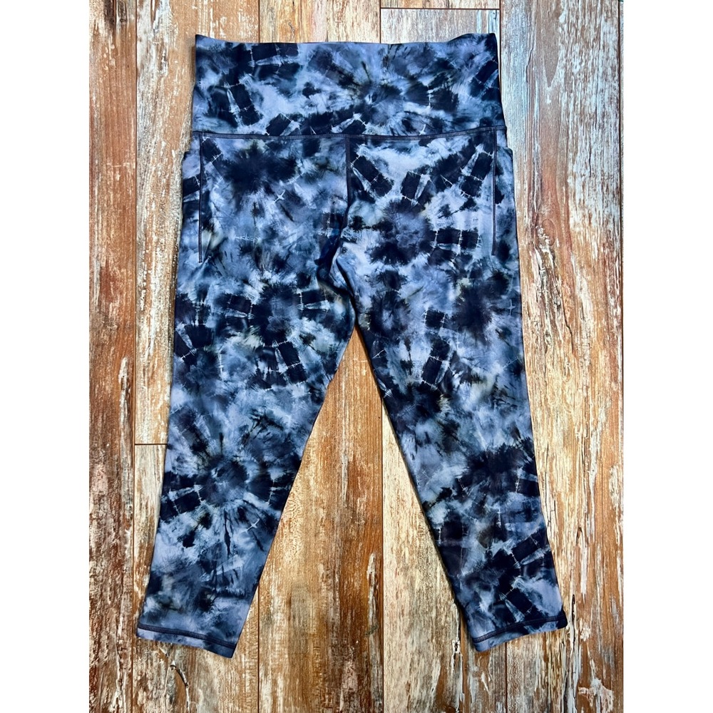 Athleta Salutation Stash Pocket II Print 7/8 Leggings Black/Gray Tie Dye 1X